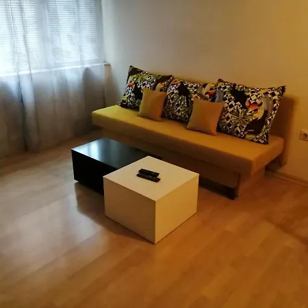 Lili Apartman